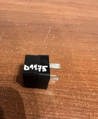 Mercedes-Benz SL R129 Other relay A0025421319 D1175