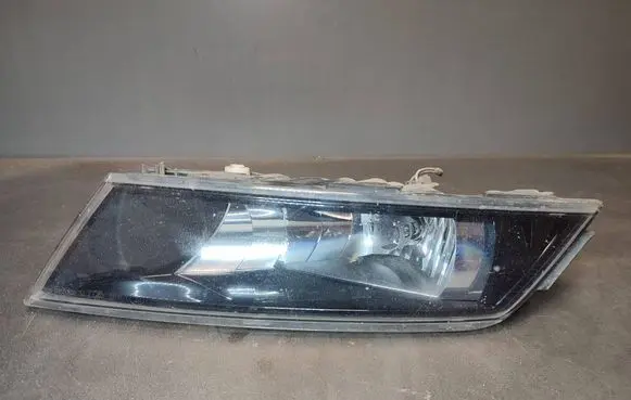 Skoda Superb B8 (3V) Front fog light 3V0941700