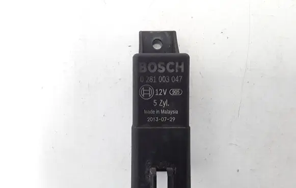 Volvo V60 Glow plug pre-heat relay 31342686