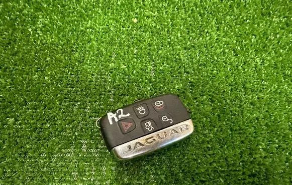 Jaguar XF X260 Ignition key/card 