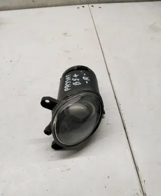 Volkswagen PASSAT B5 Front fog light 3B7941700A