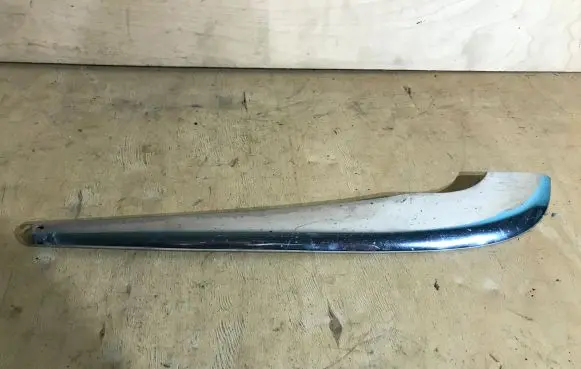Jaguar XJ X300 Front bumper splitter molding