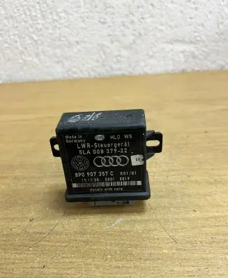Audi A6 S6 C6 4F Light module LCM 5LA00837922 F3800