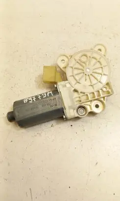 Mercedes-Benz SLK R171 Front door window regulator motor A1718201342 1718201342