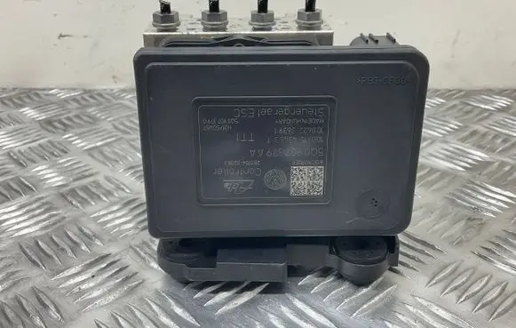 Volkswagen Golf VII ABS Pump 5Q0907379AA 5Q0614235 5Q0614517T