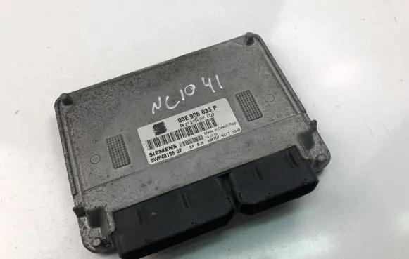 Seat Ibiza III (6L) Engine control unit/module ECU 03E906033P