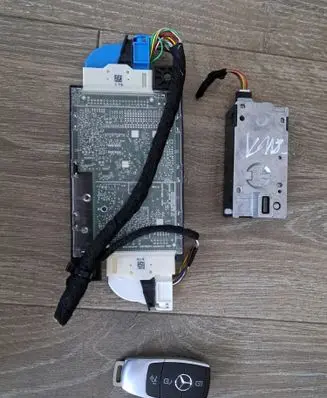 Mercedes-Benz EQA Other devices 0999009401 A1679001320
