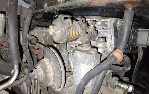Ford Maverick Throttle valve afh55m11