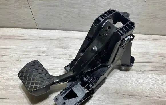 Audi Q2 - Brake pedal 5Q1723058BP
