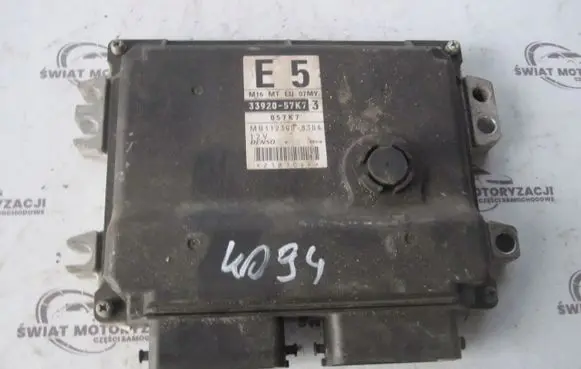Suzuki Swift I Wing mirror control module MB1123900