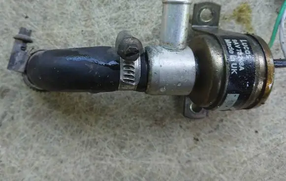 Jaguar XJ X40 Idle control valve (regulator) 9AV73298A