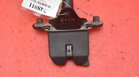 Skoda Octavia Mk2 (1Z) Tailgate/trunk/boot lock/catch/latch 1Z5827501C