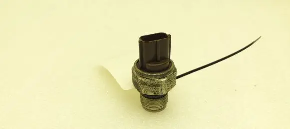 Fuel pressure sensor