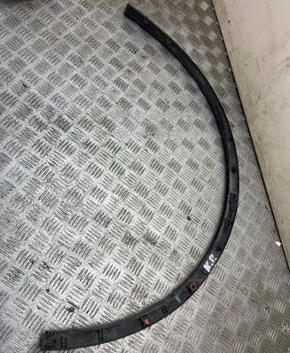 Infiniti FX Fender trim (molding) 