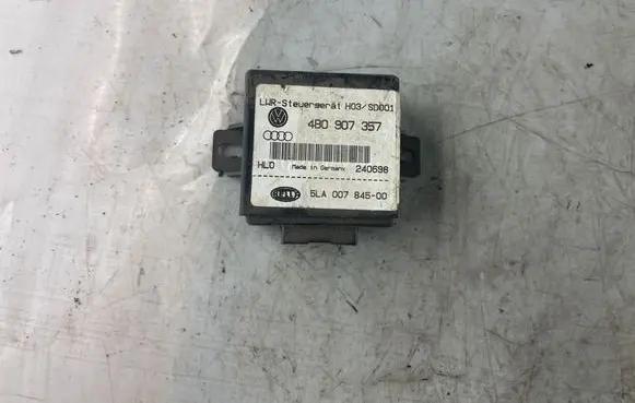 Audi A4 S4 B6 8E 8H Light module LCM 4B0907357 5LA00784500