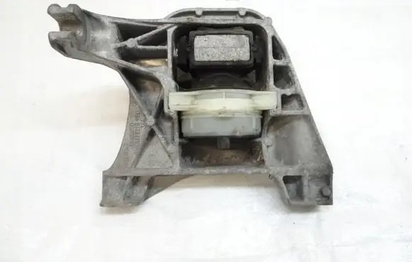 Peugeot 308 Engine mount vacuum valve 4A100160