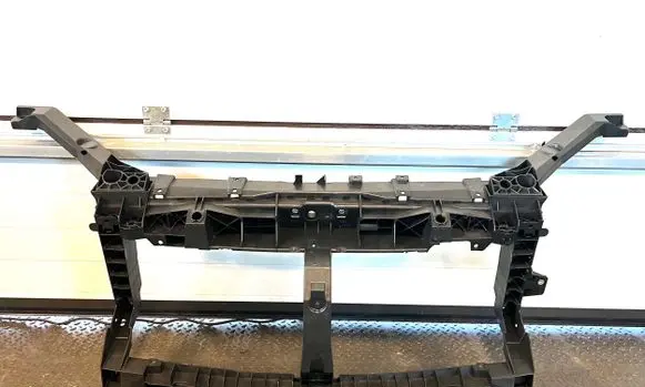 Fiat Talento Radiator support slam panel bracket 625001299R 6000618733 4407218