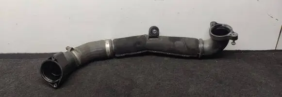 Skoda Octavia Mk3 (5E) Intercooler hose/pipe 04L145828D