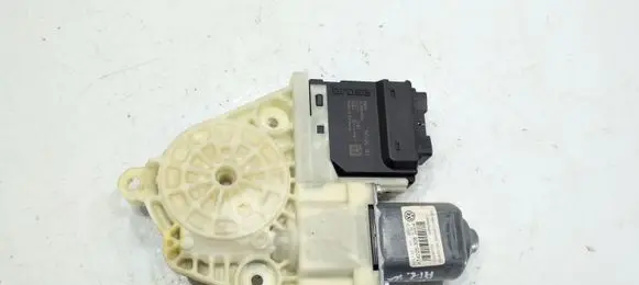 Volkswagen PASSAT B7 Rear door window regulator motor 3C0959795