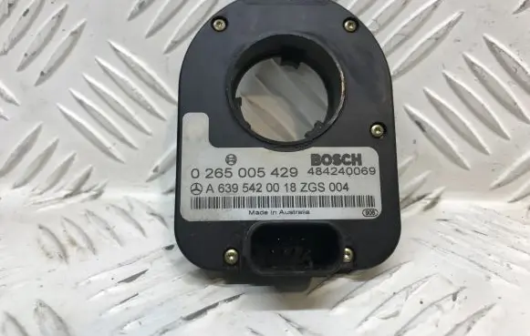 Mercedes-Benz Vito Viano W639 Steering angle sensor A6395420018