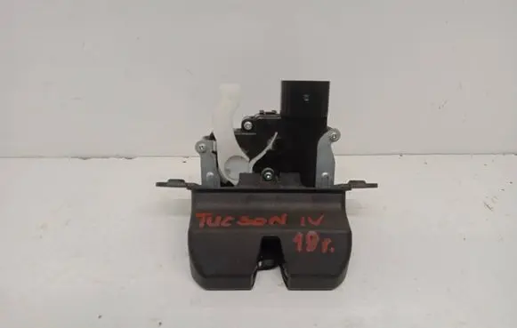 Hyundai Tucson TL Tailgate lock latch 81230D3000