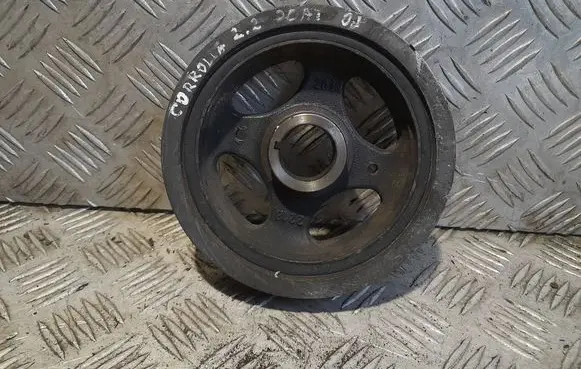 Toyota Corolla Verso AR10 Crankshaft pulley 134080R090