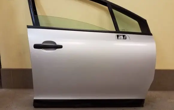 Citroen C4 I Front door