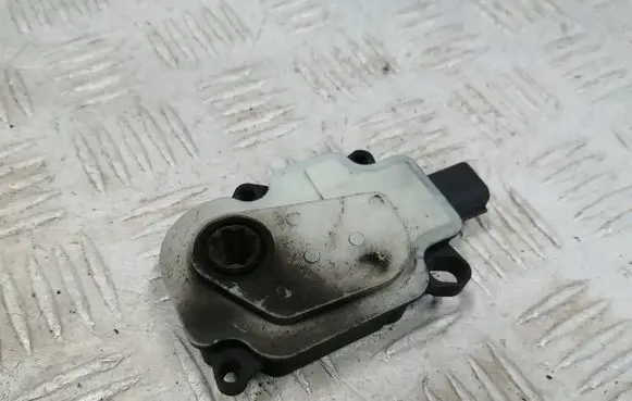 Ford Focus Intake manifold valve actuator/motor F1EB8476AC 20090632961 131388800042