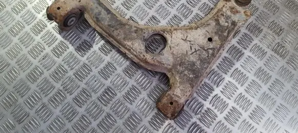 Opel Zafira A Front lower control arm/wishbone