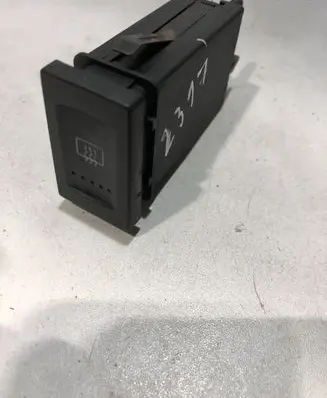 Volkswagen PASSAT B5.5 Windscreen/window heater switch 3B0959621D