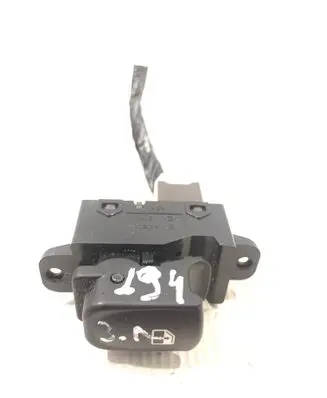 Hyundai i20 (PB PBT) Electric window control switch