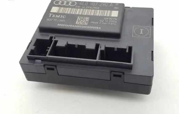 Audi Q7 4L Door control unit/module 4L0907290A 4L0910290A