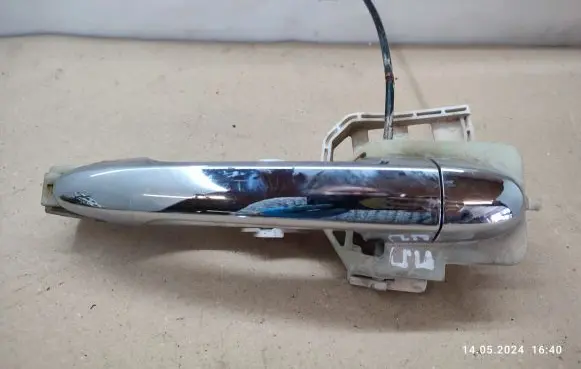 KIA Carens II Front door exterior handle