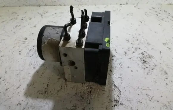 Volkswagen Sharan ABS Pump 7M3907379G