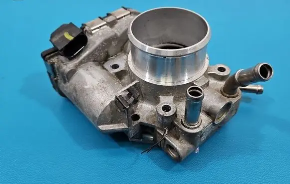 Hyundai i30 Throttle body valve 351002B150 IMPRK1567981