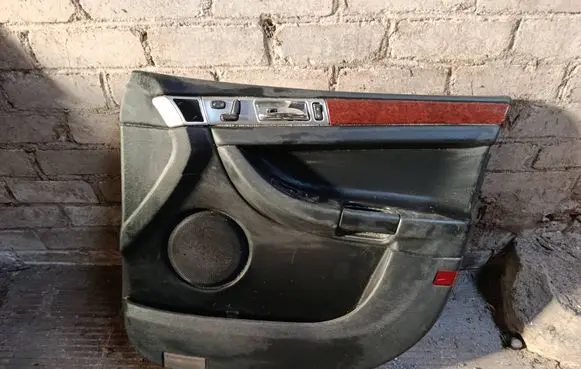 Chrysler Pacifica Front door card panel trim C7732880 0TW581DVAE