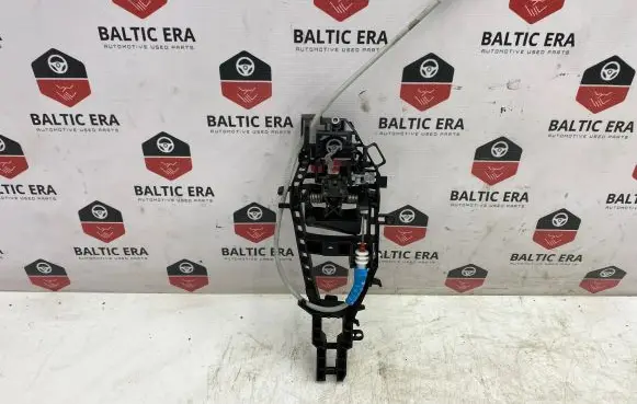 BMW 4 F36 Gran coupe Front door exterior handle/bracket 7291405