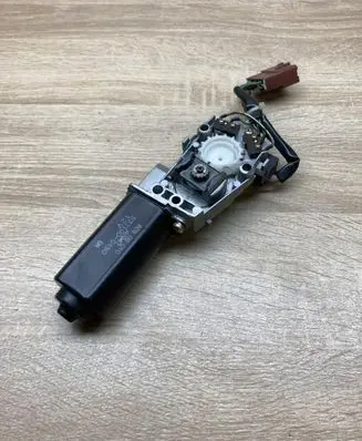 Sunroof motor/actuator