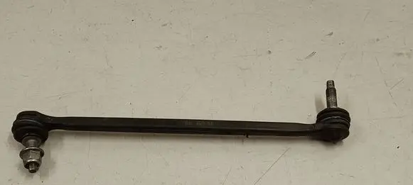 Mercedes-Benz A W177 Front anti-roll bar/stabilizer link A2473204200