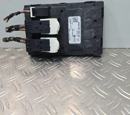 Audi A4 S4 B9 Comfort/convenience module 8W0907063C 03012001 8W0907063AC