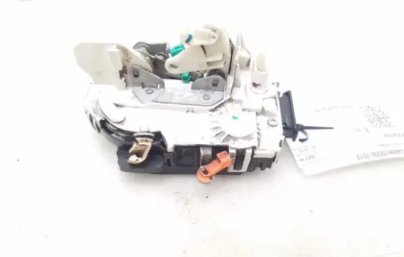 Dodge Caliber Front door lock 04589409AA
