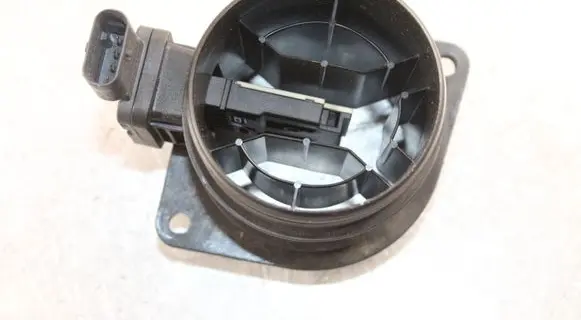 Volkswagen Golf VII Mass air flow meter 04L906461B