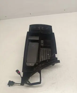 BMW 5 F10 F11 Glove box central console 9206731