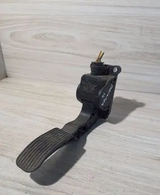 Mercedes-Benz Sprinter W906 Accelerator throttle pedal 0280755025 A9063000304