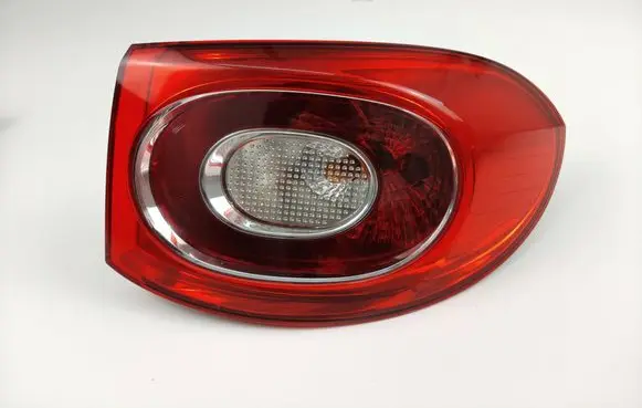 Volkswagen Tiguan Rear/tail lights 5N0945096H