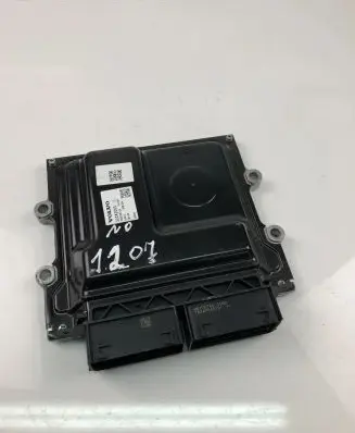 Volvo S90, V90 Engine control unit/module 32242005
