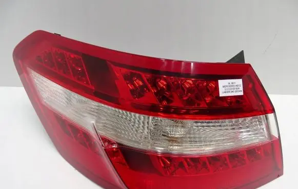 Mercedes-Benz E W212 Rear/tail lights A2129066601