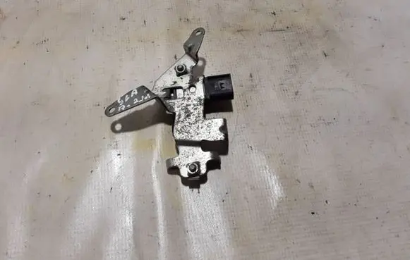 Mercedes-Benz GLA W156 Sensor A0071536028