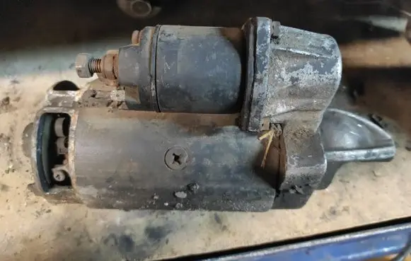 Jaguar XJ X350 Starter motor 
