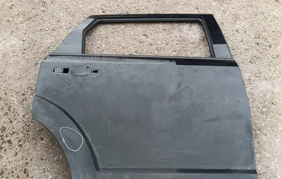 Dodge Journey Rear door